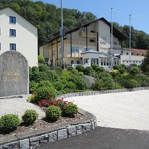 Hotel Burgwirt ***